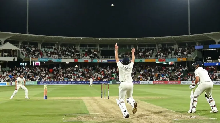 Illustration for: India caps series with 13.2-over chase in Wellington